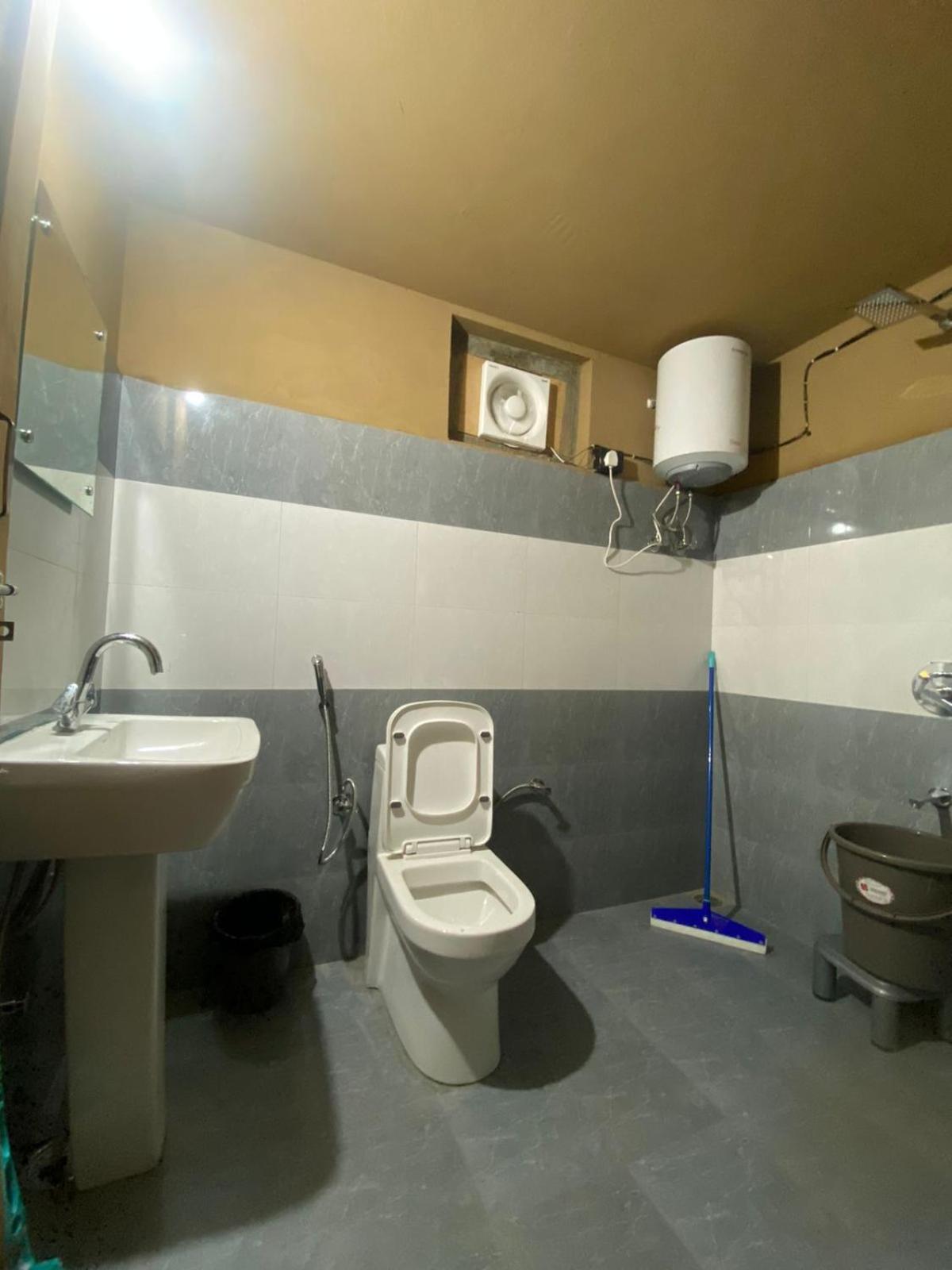 Rafa Shangarh Kamer foto